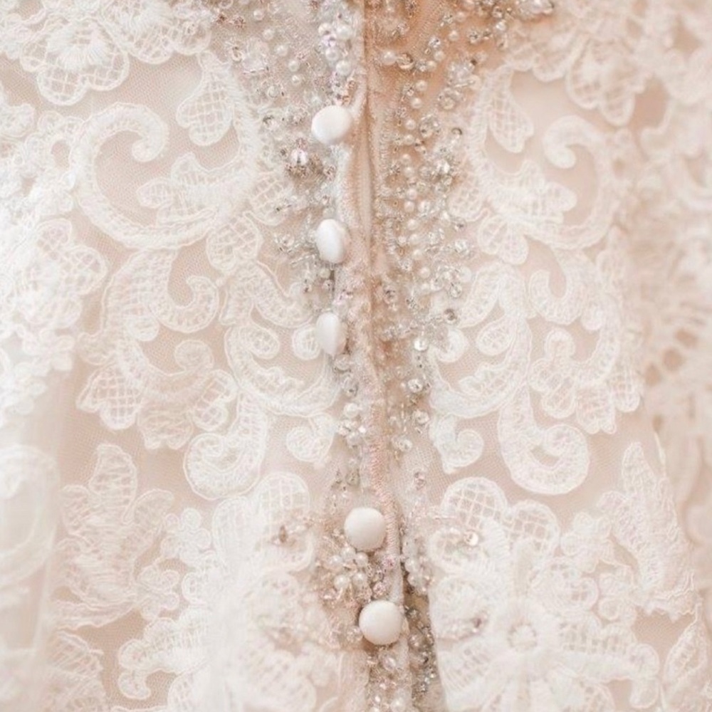 Allure Bridals Ballgown Wedding Dress - Picture 2 of 4